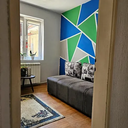 Radosevic アパート *